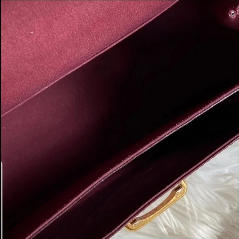 Louis Vuitton Mirada Amarante Vernis Shoul… - Picture 12 of 16